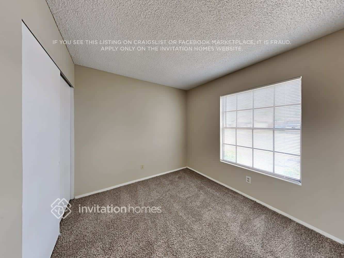 Building Photo - 3130 W Las Palmaritas Dr