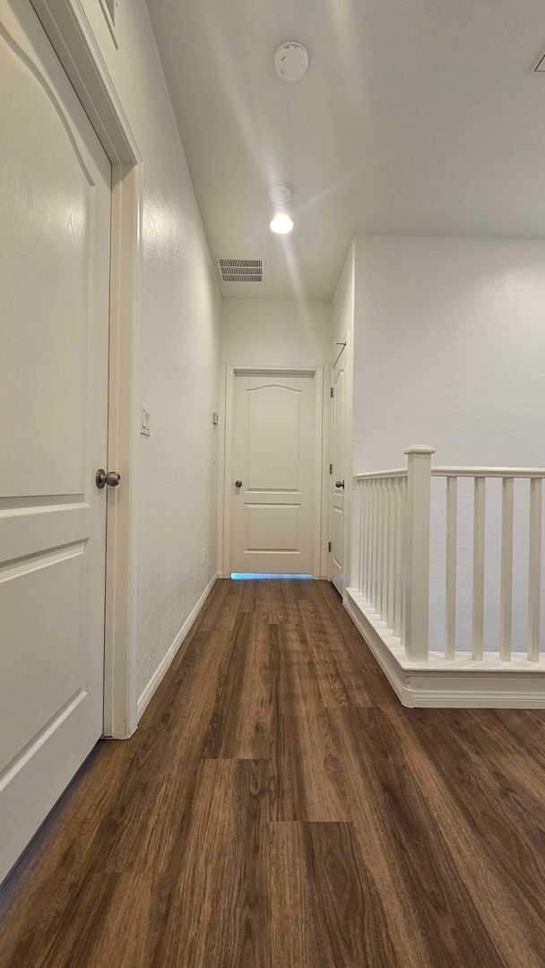 Building Photo - Spacious 4 Bedroom Home with Open Layout & Stunning Backyard