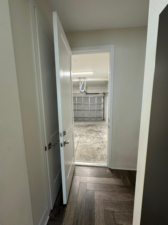 Building Photo - 142-837 Calla Terrace N