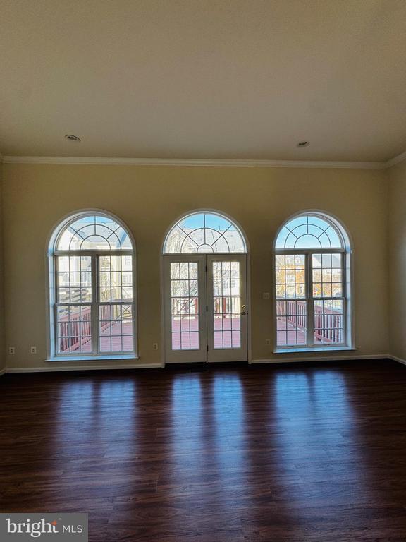 Building Photo - 43776 Smith Ferry Square