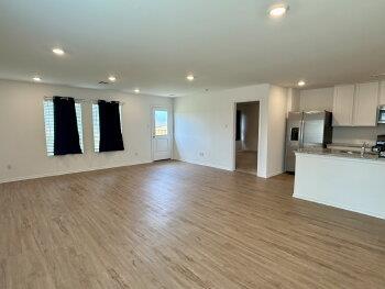 Building Photo - 2013 Paper Birch Pl