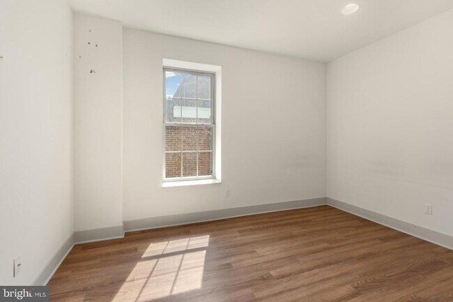 Building Photo - 1618 Mifflin St