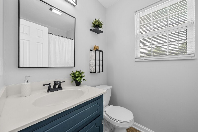 Building Photo - 2413 Egret Dr
