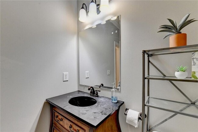 Building Photo - 9848 Talisman Dr