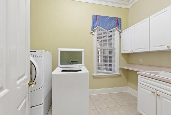 Building Photo - 7410 Ratchford Ct