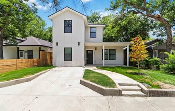 Building Photo - 237 Carle Ave