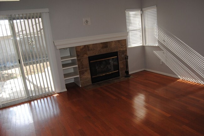 Building Photo - 3025 Starside Dr