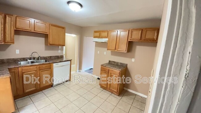 Building Photo - 1007 Elwood St