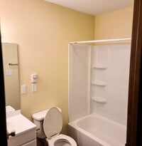 Building Photo - Longton Apartments