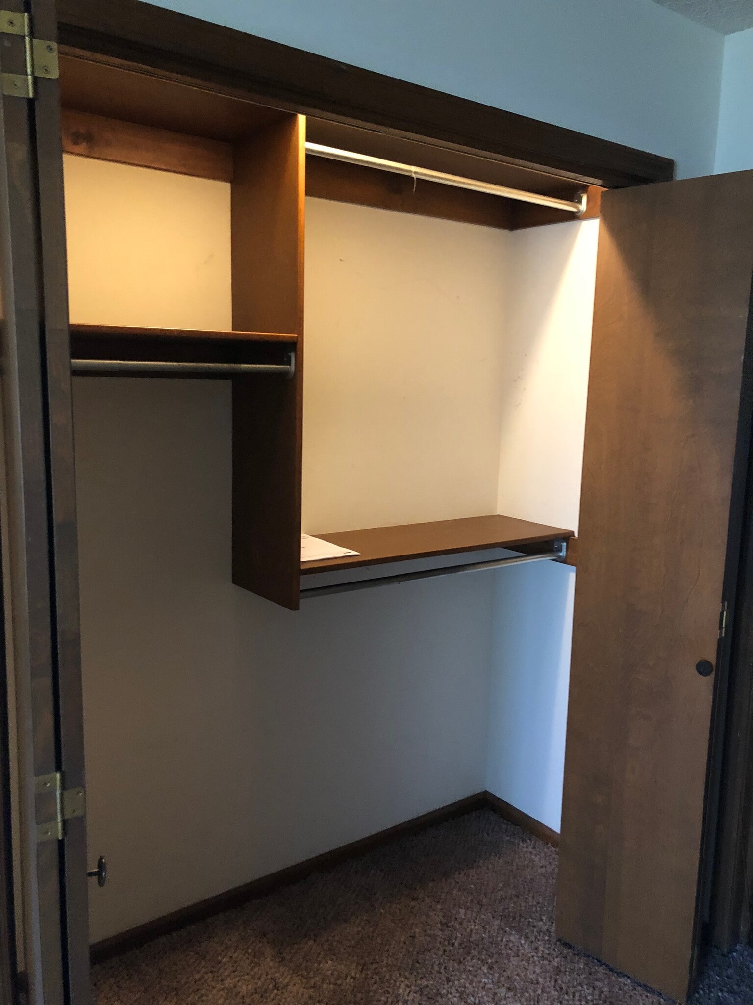 Closet - 8713 W Thurman St