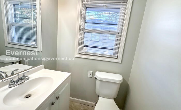 Building Photo - 929 49th St Ensley