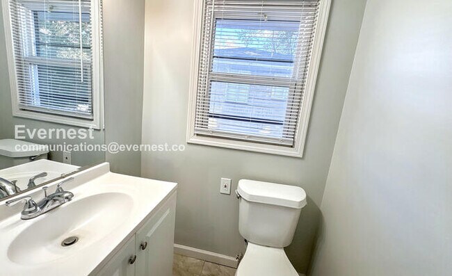 Building Photo - 929 49th St Ensley