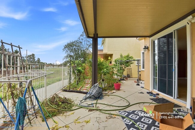 Building Photo - 7208 Paseo Del Rio