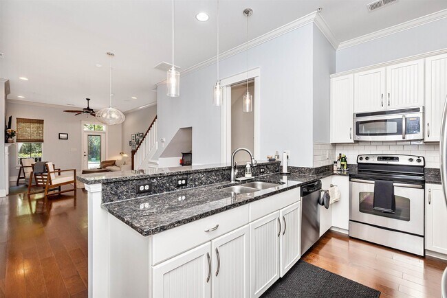 Building Photo - 3418 Baldwin Ln