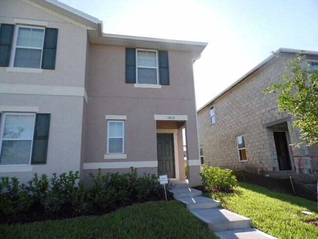 Primary Photo - 4/3 Townhouse in St Cloud
