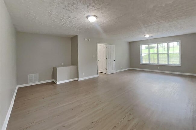 Building Photo - 4602 Shay Terrace