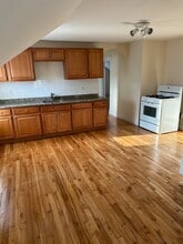 Building Photo - 175 Millbury St