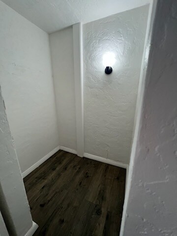 Building Photo - 6090 Saturn St