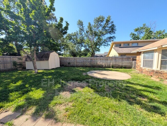 Building Photo - 1707 S 138th E Ave