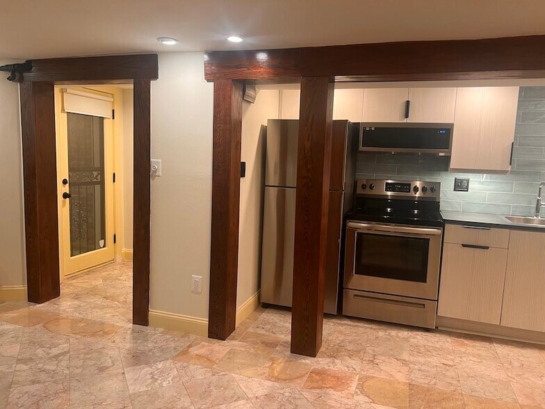 front door/kitchen - 1878 Monroe St NW