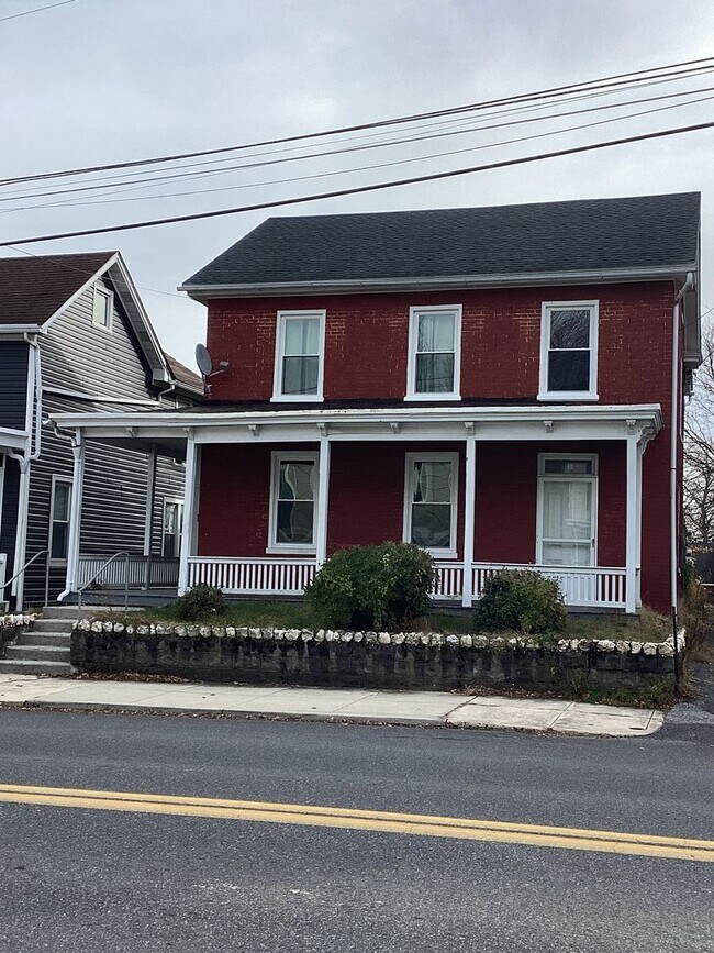 Building Photo - 45 Clayton Ave