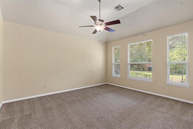 Building Photo - 16004 Double Eagle Dr