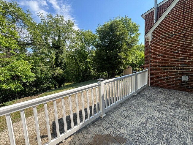 Building Photo - 3479 Overbrook Dr