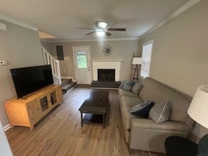 Building Photo - 33 Old Clayton Ct