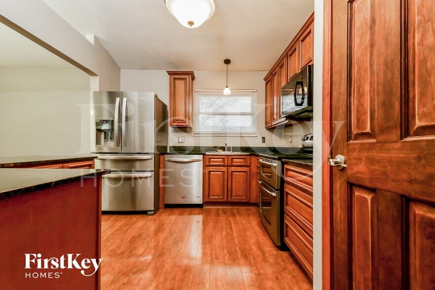 Building Photo - 1411 Ticonderoga Dr