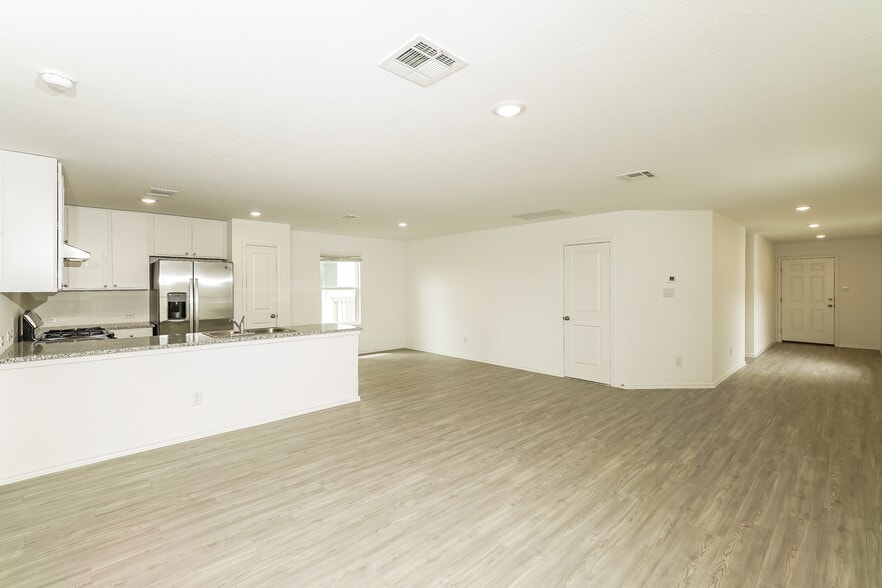 Building Photo - 20366 Andesine Ridge