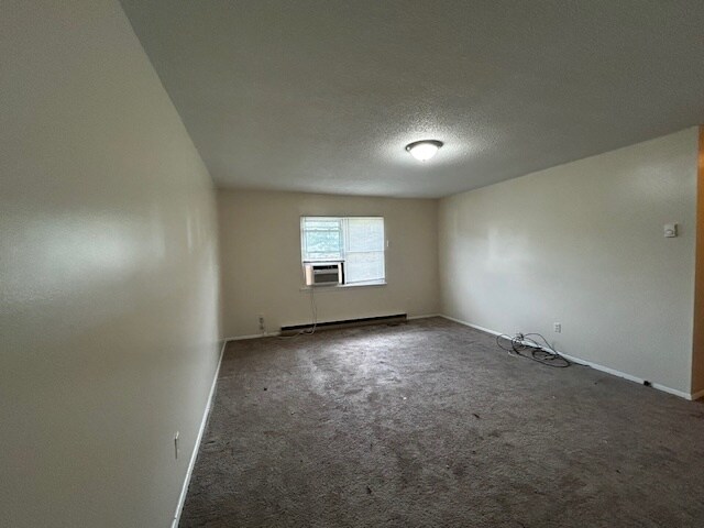 Building Photo - 3600 Cannan Forest Dr