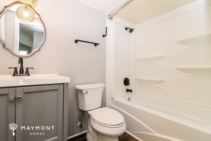 Building Photo - 15634 Sea Pines Dr