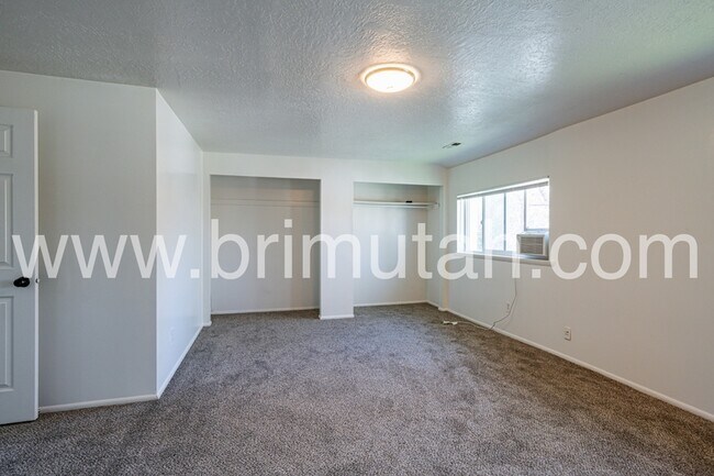 Building Photo - 3738 S 700 E