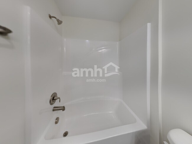 Building Photo - 5420 Lake Water Ct