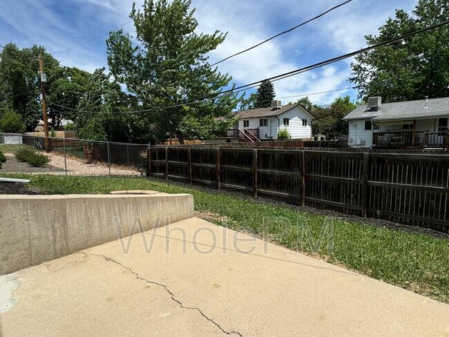 Building Photo - 7017 W 62nd Pl