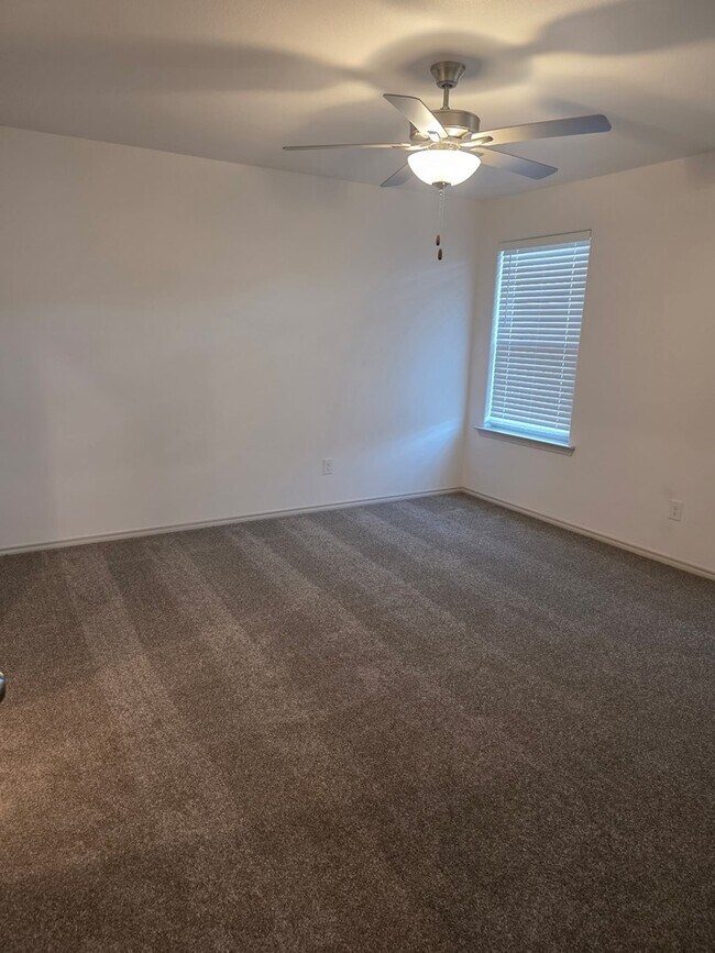 Building Photo - 2509 S Co Rd 1101