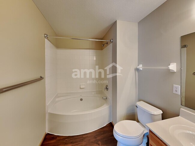 Building Photo - 2372 Myrtle Valley Dr