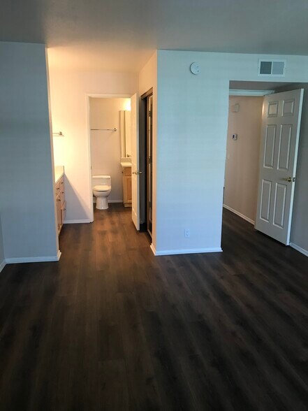 Vanity Area into Bathroom - 3 Oak Spring Ln