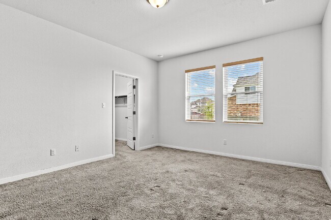 Building Photo - "Charming 3-Bedroom Home with 2 Baths in San Marcos – 1821 Sq Ft of Comfort!"