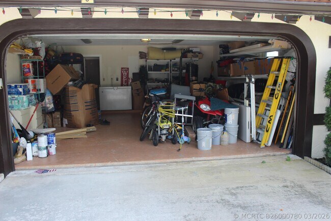 Building Photo - 13847 Geranium Pl