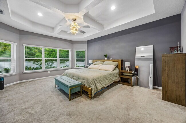 Building Photo - 79425 Plummer's Creek Dr