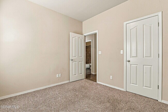 Building Photo - 14832 Orsten Artis Ave