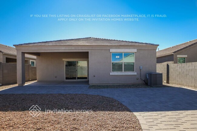 Building Photo - 37746 W Capri Ave