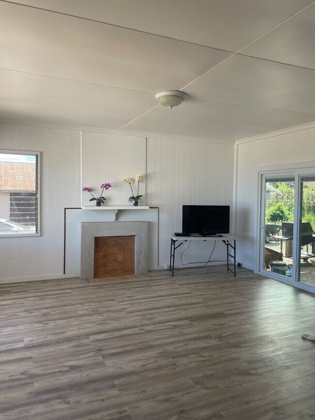 Building Photo - Gorgeous property on 1 plus acres in Kula