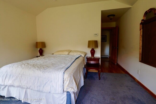 Building Photo - 259 John Joy Rd