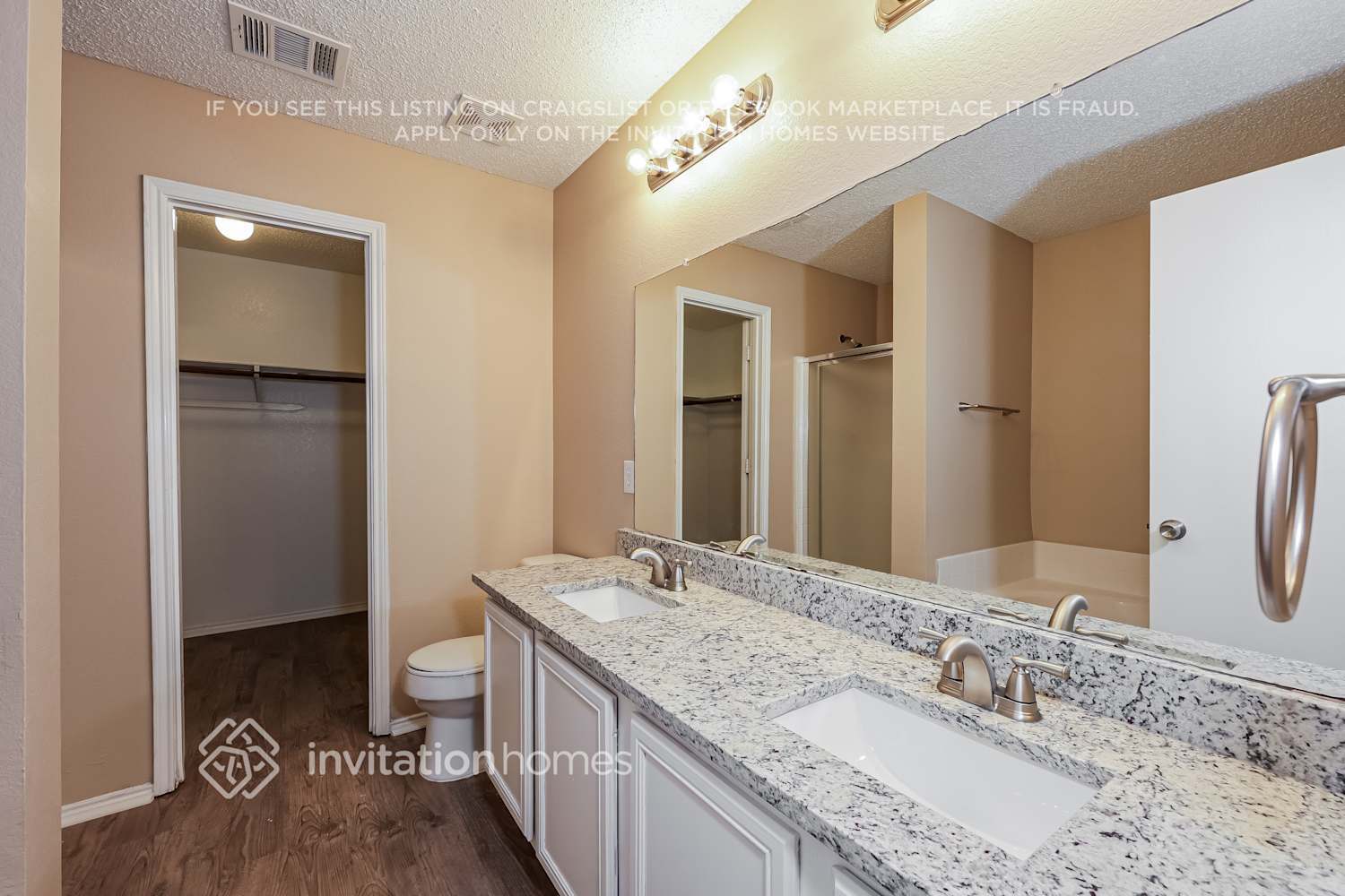 Building Photo - 2912 Barberini Dr