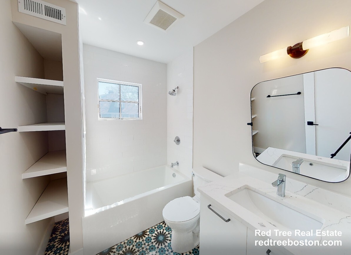 Unit 3 - 93 Williston Rd