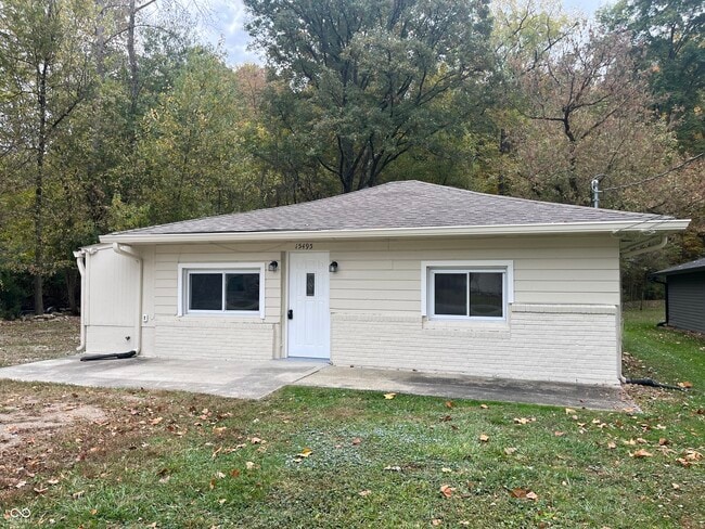 Primary Photo - 15495 Martha St