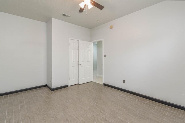 Building Photo - 8914 Emerald Heights Ln
