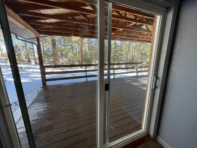 Building Photo - Charming Home in Conifer!